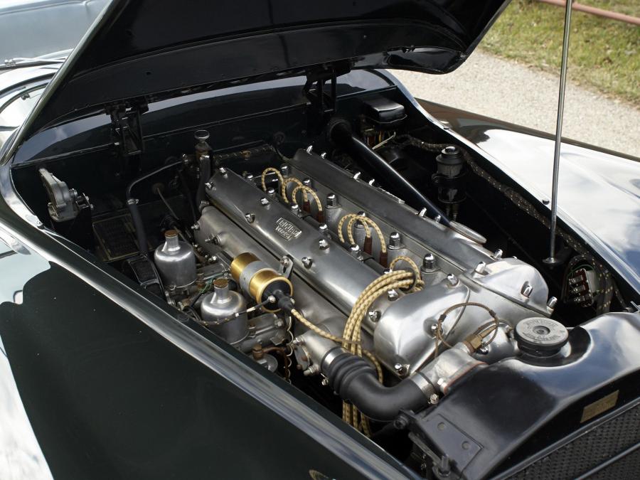  Jaguar XK120 M Roadster 1951 года  (фото 12 из 16)